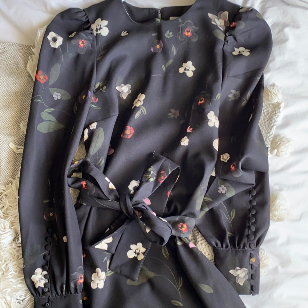 H&M floral dress with tie